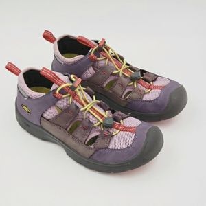 KEEN Girls Size 4 Water/ Hiking SandalShoe Size 4 Big Kids -purple